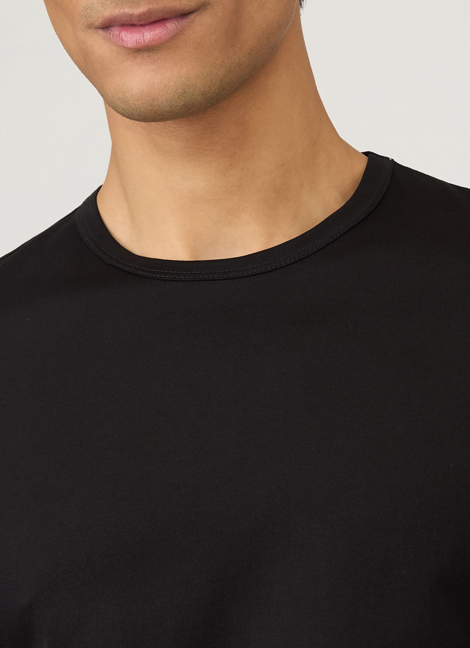 Classic black premium cotton T-shirt